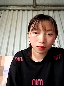 julybi online show from November 7, 8:03 am