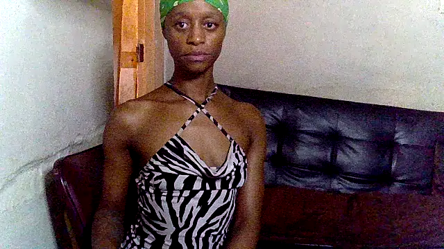 Snapshot of Nikistickyxx25 chatting on November 20, 4:51 pm Nikistickyxx25 online show from November 20, 4:51 pm