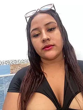 TifanyGrey online show from November 14, 6:28 pm