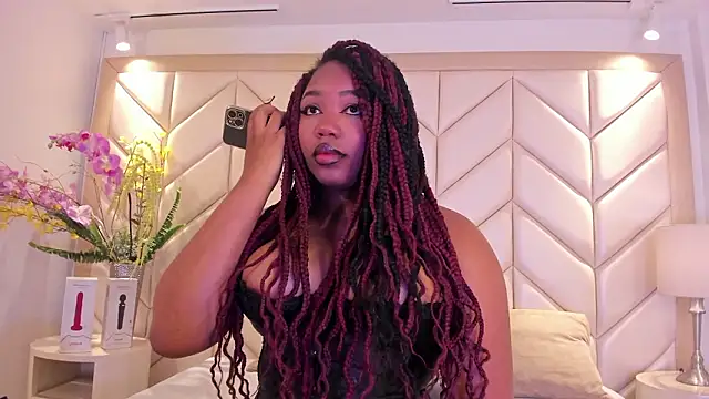 BrendaFernandez  online show from January 19, 1:04 pm