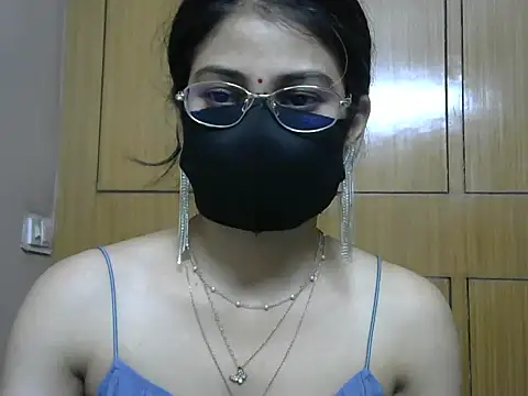 Snapshot of Fairy_Pie chatting on May 25, 6:25 pm Fairy Pie online show from May 25, 6:25 pm