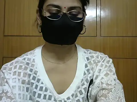 Snapshot of Fairy_Pie chatting on June 6, 6:45 pm Fairy Pie online show from June 6, 6:45 pm