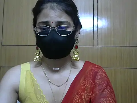 Snapshot of Fairy_Pie chatting on June 24, 6:29 pm Fairy Pie online show from June 24, 6:29 pm