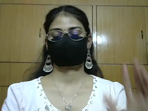 Snapshot of Fairy_Pie chatting on July 7, 8:02 pm Fairy Pie online show from July 7, 8:02 pm