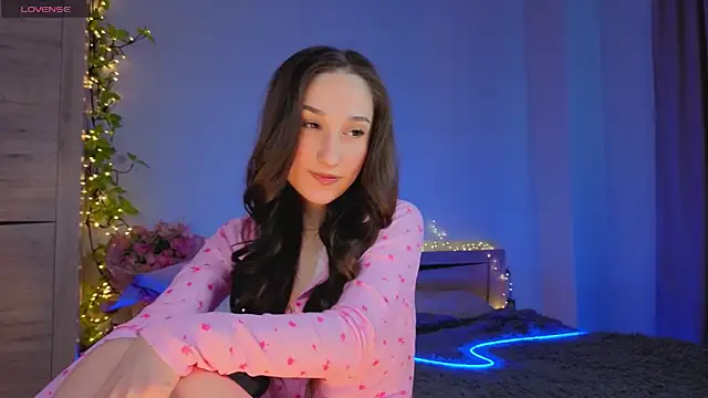 VYBEON online show from May 12, 3:31 pm