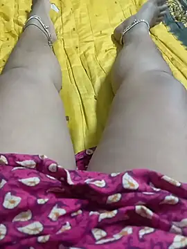 Snapshot of Rathi_telugu_couple chatting on July 5, 1:45 am Rathi telugu couple online show from July 5, 1:45 am