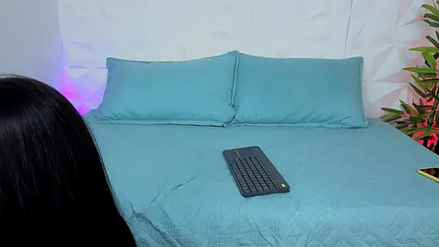 AuroraLanee  online show from November 22, 7:57 pm