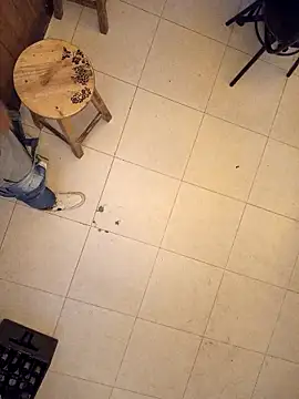 themorenofit08 online show from March 11, 12:49 am