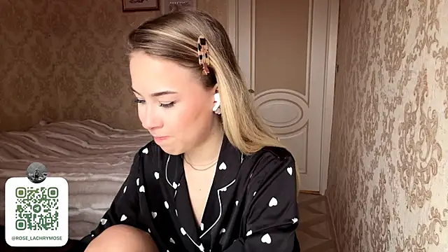 Rose Lachrymose online show from November 13, 6:23 am