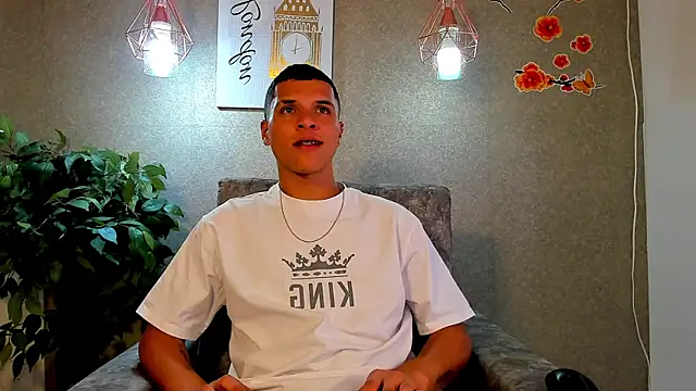 damian vega13 online show from November 9, 5:44 pm