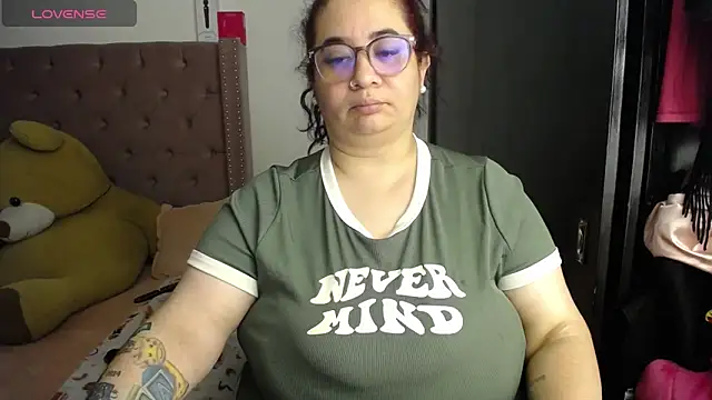 kattybbwbigboobs  online show from June 10, 5:39 am