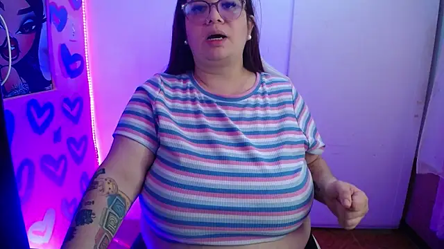 kattybbwbigboobs  online show from July 15, 10:04 pm