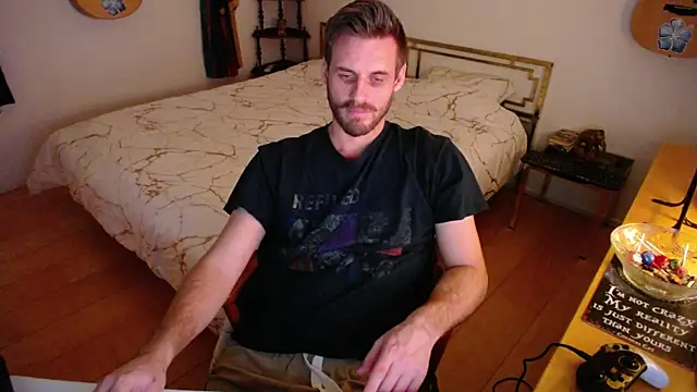 skatejocke online show from November 30, 1:37 pm