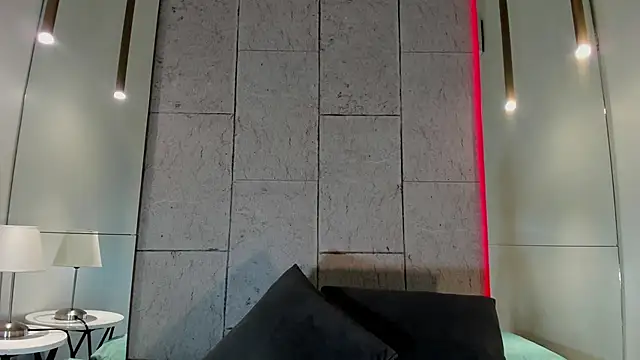 Isa preasley online show from November 26, 11:44 am