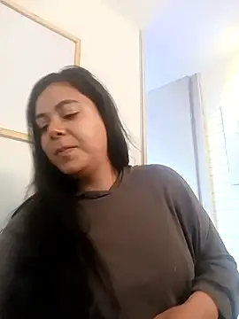 Snapshot of LorieFerrer chatting on February 4, 2:10 pm LorieFerrer online show from February 4, 2:10 pm