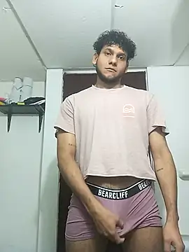 prototipoA45 online show from February 18, 6:09 am