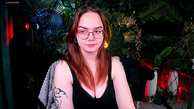 Lily  Evans online show from November 25, 4:12 am