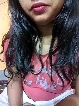 Sexy Divya   online show from March 17, 12:26 am