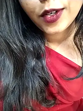 Sexy Divya   online show from April 30, 7:14 am