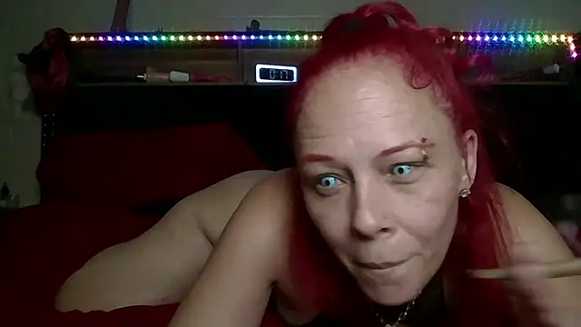 Snapshot of nikkibae33 chatting on July 6, 7:16 am nikkibae33 online show from July 6, 7:16 am