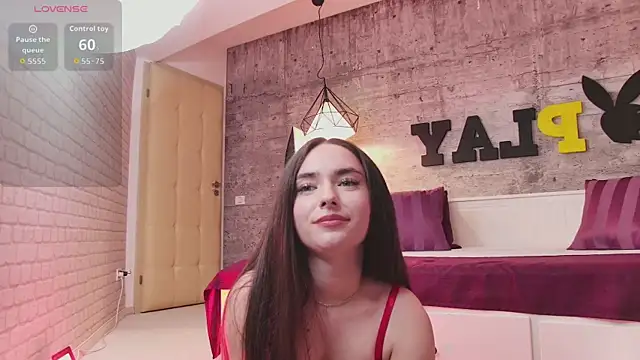 LuisaFaye online show from April 29, 7:20 pm