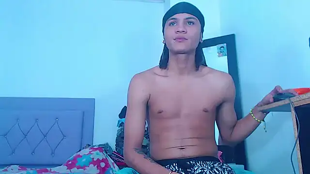 Snapshot of scoothh chatting on November 22, 8:41 pm scoothh online show from November 22, 8:41 pm