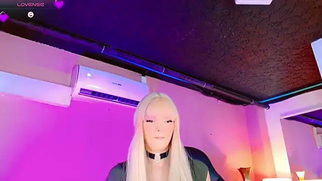 AnnaRouseQueen online show from January 31, 8:18 pm