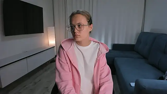 LilianGlenna online show from November 13, 11:53 am