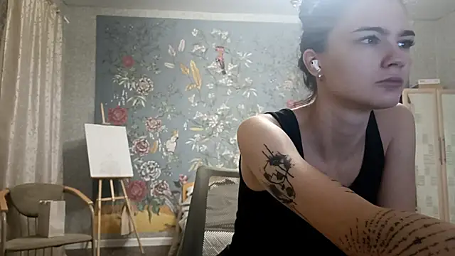 Snapshot of BoringMiscue chatting on November 25, 10:10 pm BoringMiscue online show from November 25, 10:10 pm