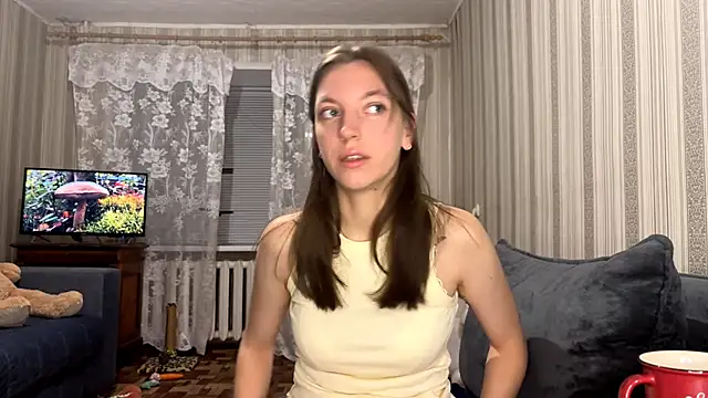 CarliBatas online show from November 27, 4:31 pm