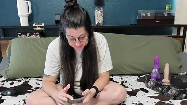 Sammie Ray online show from May 4, 2:46 pm