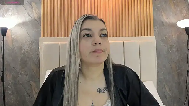 gala montes 30 online show from December 1, 7:41 pm