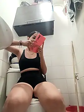 VirginPussyAnita18 online show from November 13, 8:08 pm