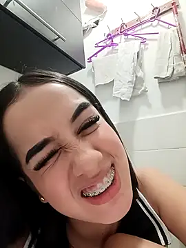 VirginPussyAnita18 online show from November 15, 7:43 pm