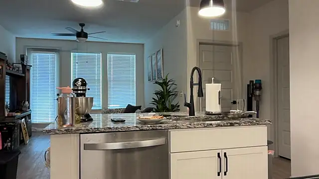 RosieCheeks  online show from February 26, 5:45 pm