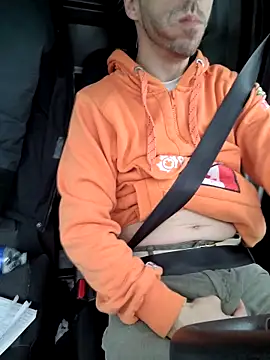 Snapshot of Olifesse chatting on February 11, 8:19 am Olifesse online show from February 11, 8:19 am