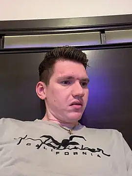 Snapshot of dakota1998x chatting on November 18, 7:07 pm dakota1998x online show from November 18, 7:07 pm