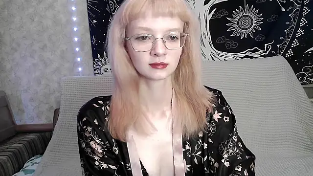 LixLee online show from November 29, 12:02 am