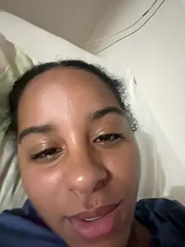 Snapshot of Nicolitalalinda chatting on July 24, 7:28 am Nicolitalalinda online show from July 24, 7:28 am