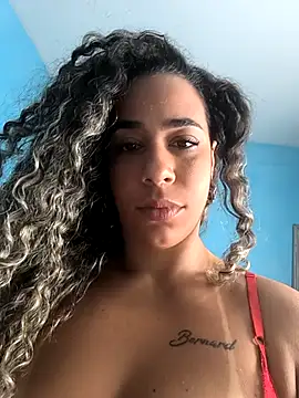 Snapshot of vivianeleoa chatting on July 29, 5:11 pm vivianeleoa online show from July 29, 5:11 pm