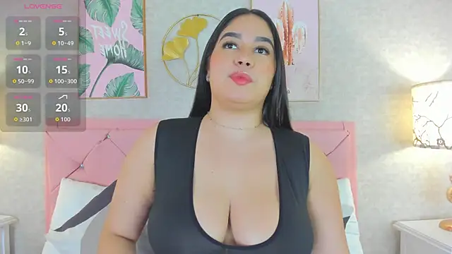 Snapshot of cristal_kane chatting on July 6, 7:05 pm cristal kane online show from July 6, 7:05 pm