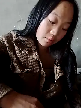 Yumiik2kk online show from December 1, 7:13 am