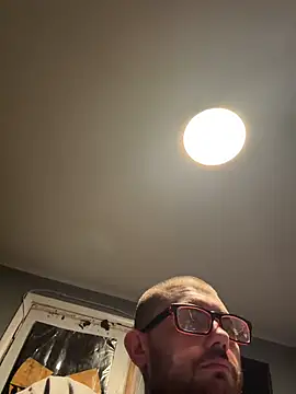trickydickydaddy online show from May 10, 4:39 am