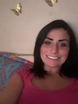 Snapshot of ValayaNoire chatting on November 12, 4:07 pm ValayaNoire online show from November 12, 4:07 pm