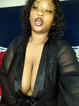 Snapshot of KYLER26 chatting on December 3, 6:06 pm KYLER26 online show from December 3, 6:06 pm