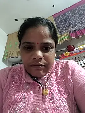 Snapshot of Hot_suini chatting on December 16, 2:55 pm Hot suini online show from December 16, 2:55 pm