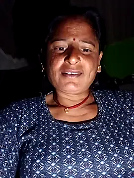 Snapshot of Quin_love143 chatting on December 14, 12:16 am Quin love143 online show from December 14, 12:16 am