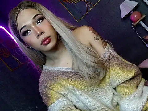 slutty lauraxxx online show from March 4, 4:02 pm