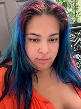 Snapshot of BiigMAMA_2025 chatting on November 8, 3:23 pm BiigMAMA 2025 online show from November 8, 3:23 pm