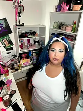 Snapshot of BiigMAMA_2025 chatting on November 11, 4:23 am BiigMAMA 2025 online show from November 11, 4:23 am